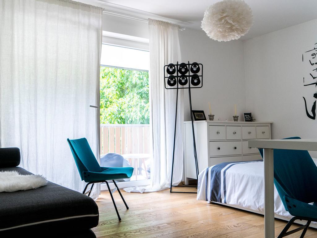 A Modern Flat Apartment *