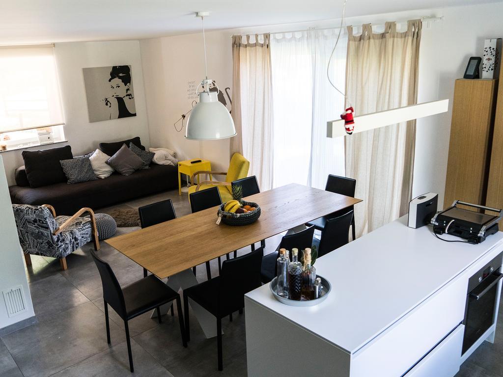Apartment A Modern Flat