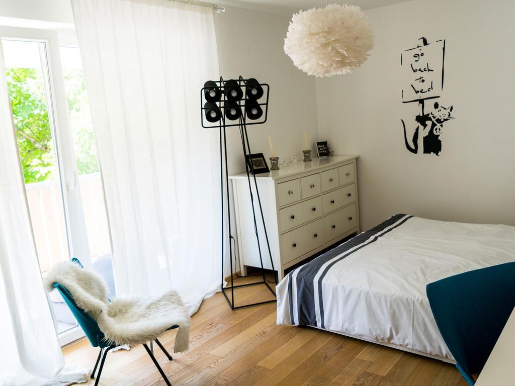 A Modern Flat Apartment *